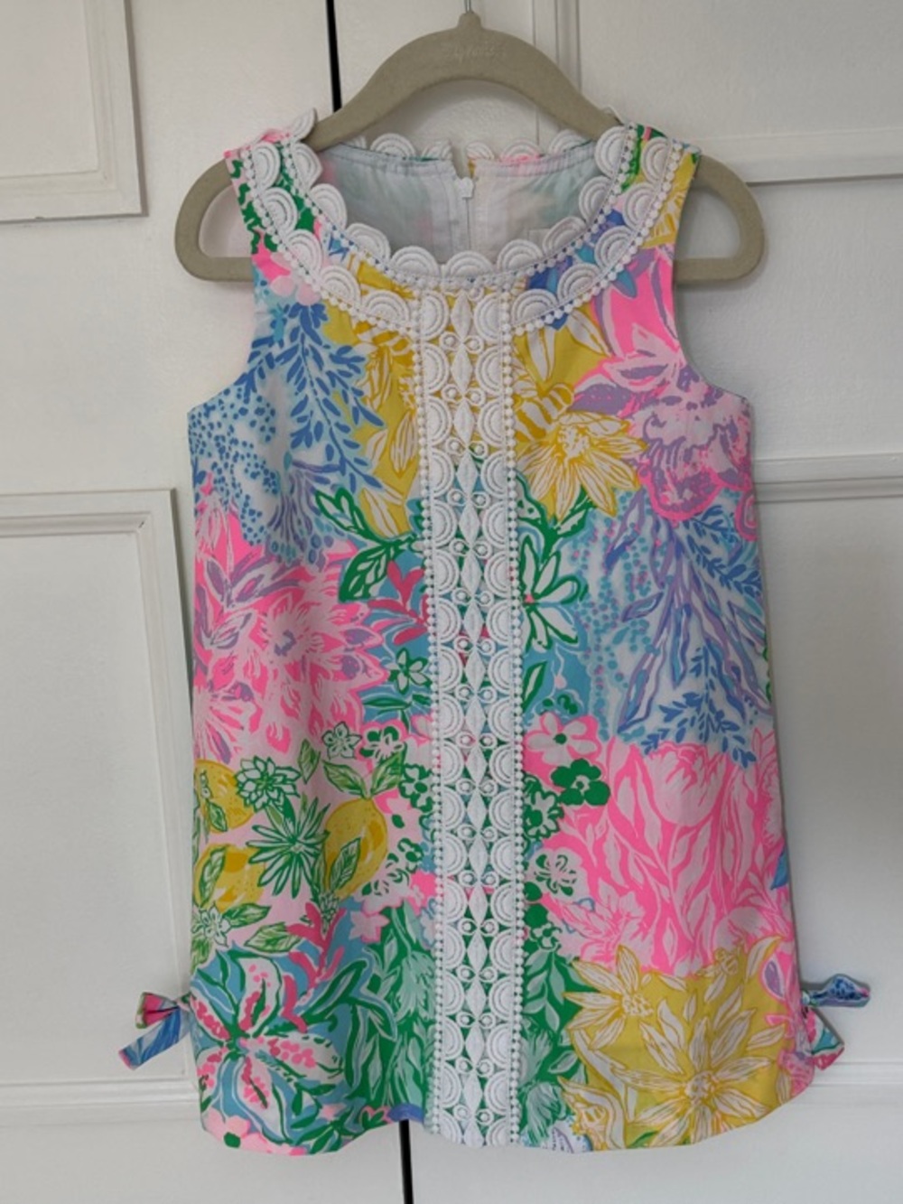 NWT Lilly Pulitzer Sleeveless Floral Shift Dress - Pink, Green, Yellow, Blue - Picture 4 of 4